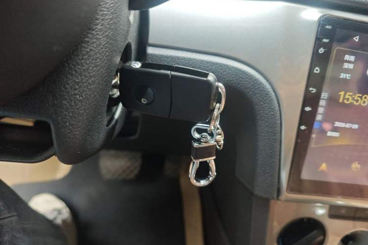 Used Volkswagen Lavida 2013 1.6L Automatic Fashion Edition Vehicle Key