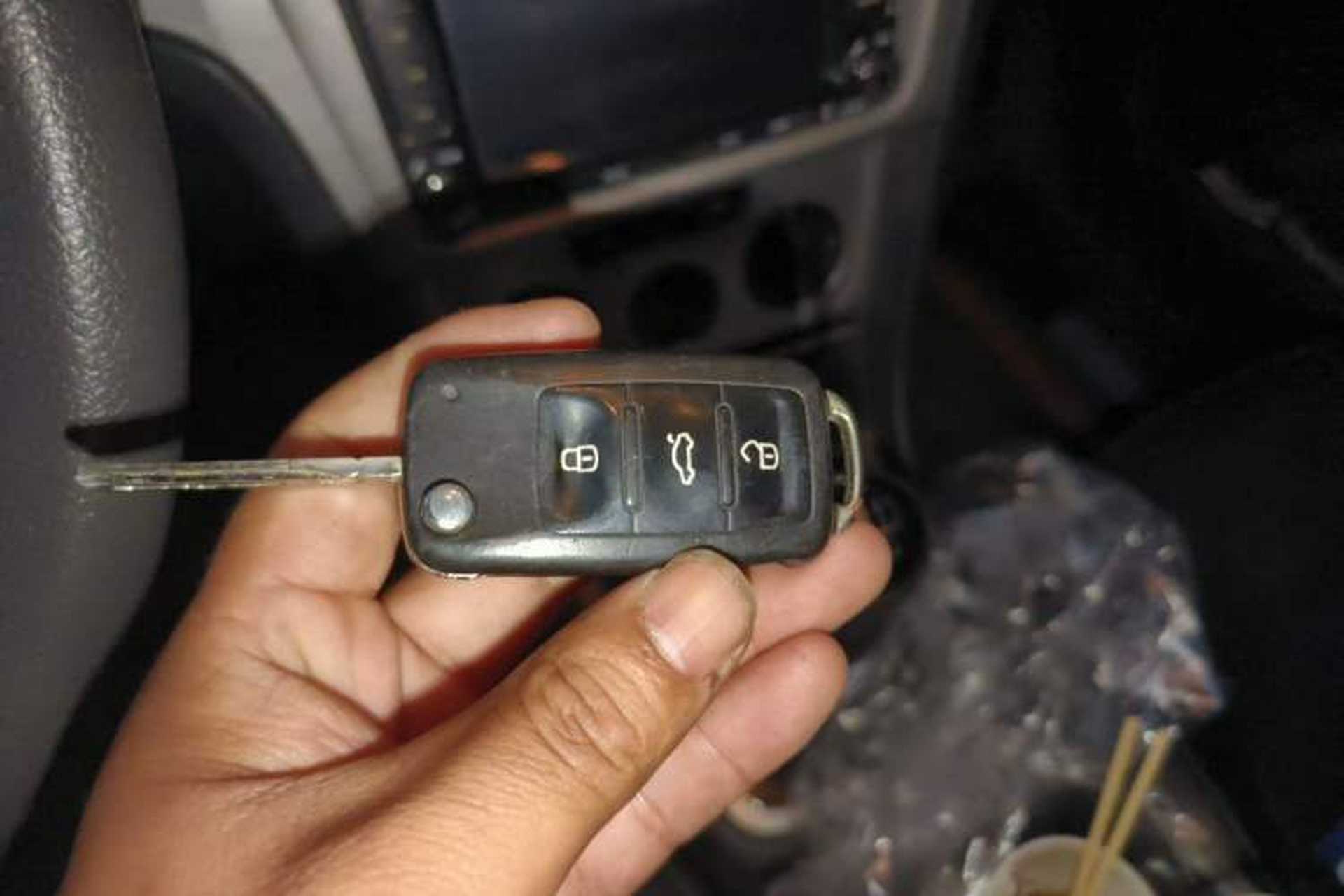 Used Volkswagen Lavida 2013 1.6L Manual Comfort Edition Vehicle Key