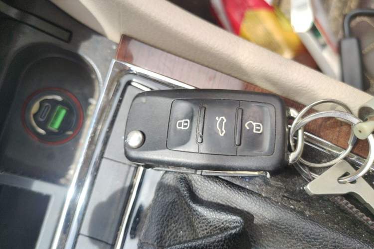 Used Volkswagen Lavida 2013 1.4TSI DSG Luxury Edition Vehicle Key