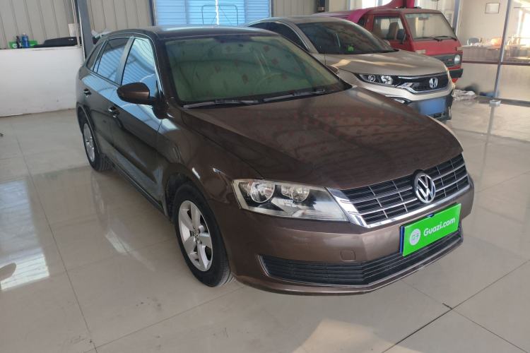 Used Volkswagen Lavida 2013 Revised Classic 1.6L Automatic Fashion Edition Front Right 45 Deg