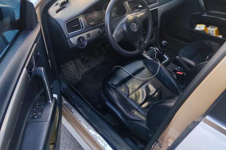 Used Volkswagen Lavida 2013 Restyled Classic 1.6L Manual Comfort Edition Driver Seat