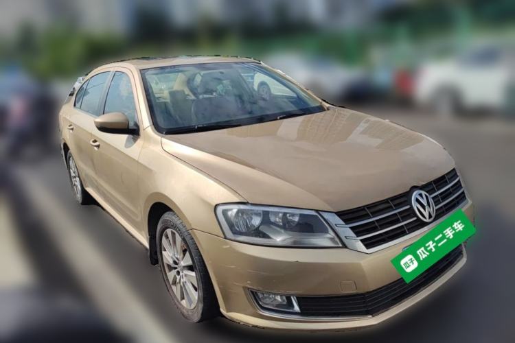 Used Volkswagen Lavida 2013 1.4TSI DSG Comfort Edition Front Right 45 Deg