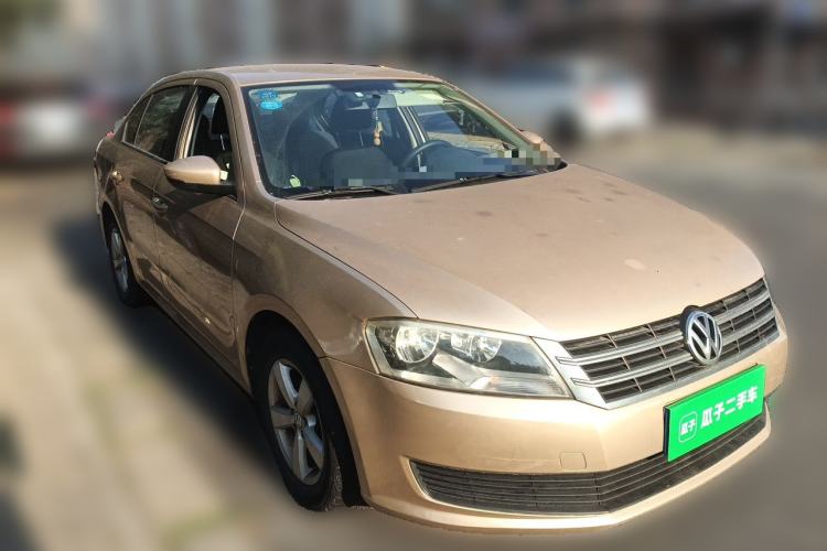 Used Volkswagen Lavida 2013 1.6L Automatic Fashion Edition Front Right 45 Deg