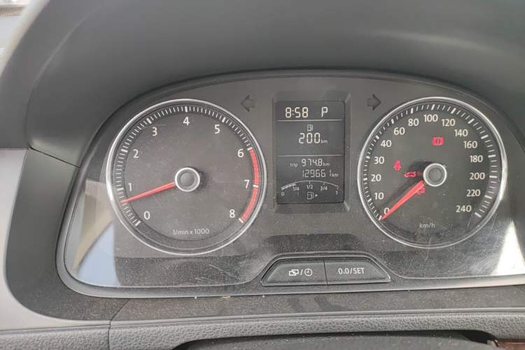 Used Volkswagen Lavida 2013 1.4TSI DSG Comfort Edition Instrument Cluster