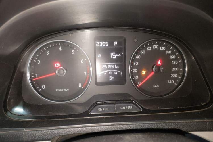 Used Volkswagen Lavida 2013 1.4TSI DSG Comfort Edition Instrument Cluster