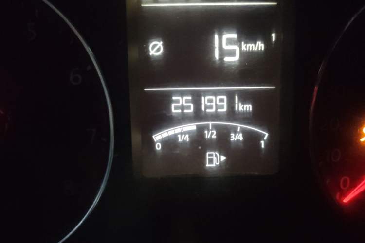 Used Volkswagen Lavida 2013 1.4TSI DSG Comfort Edition Odometer Close Up