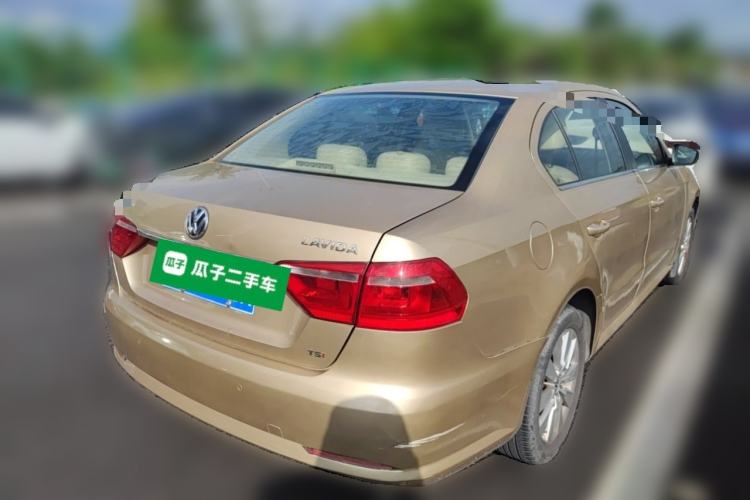 Used Volkswagen Lavida 2013 1.4TSI DSG Comfort Edition Rear Right 45 Deg