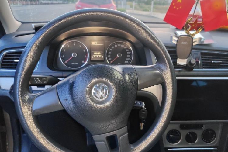 Used Volkswagen Lavida 2013 Restyled Classic 1.6L Manual Comfort Edition Steering Wheel