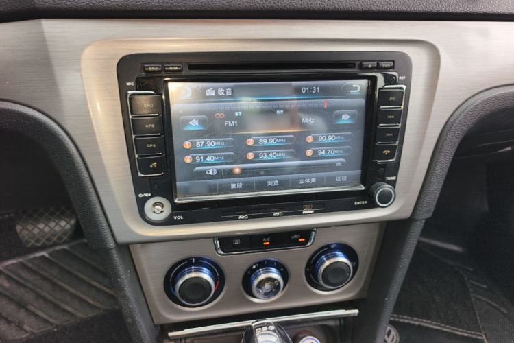 Used Volkswagen Lavida 2013 Revised Version 1.4 TSI DSG Comfort Edition Audio And AC Panel