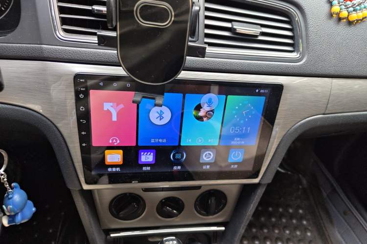 Used Volkswagen Lavida 2013 1.4TSI DSG Comfort Edition Audio And AC Panel