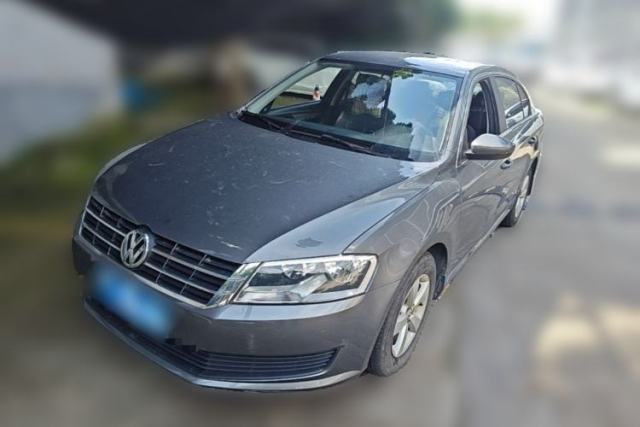 Used Volkswagen Lavida 2013 Revised Classic 1.6L Automatic Fashion Edition