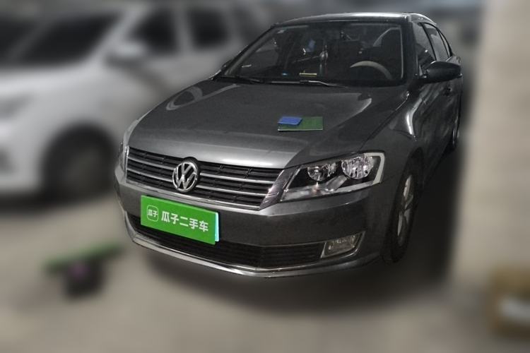 Used Volkswagen Lavida 2013 Revised Classic 1.6L Automatic Fashion Edition Guazi used car, China used car export, Used car for sale, Used cars, Cheapest cars for sale