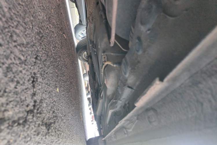 Used Volkswagen Lavida 2013 1.6L Manual Fashion Edition Chassis Rear Right