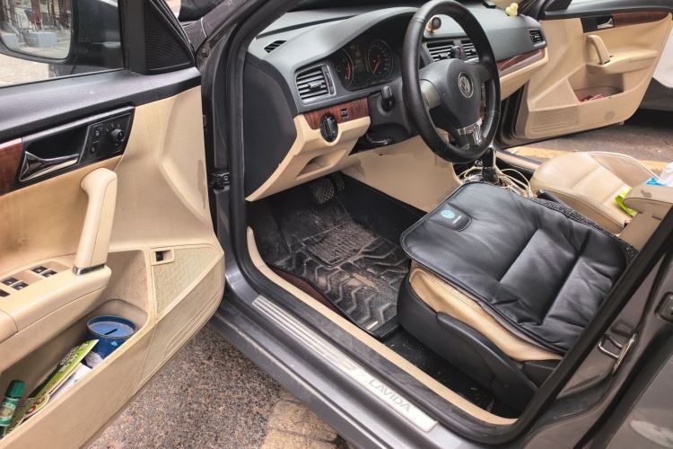 Used Volkswagen Lavida 2013 Restyled Classic 1.6L Automatic Comfort Edition Driver Seat