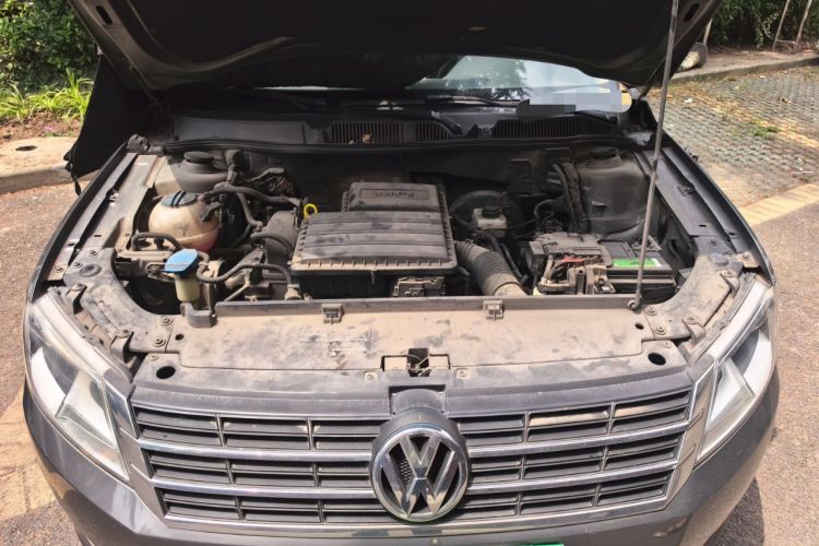 Used Volkswagen Lavida 2013 Restyled Classic 1.6L Automatic Comfort Edition Engine Bay