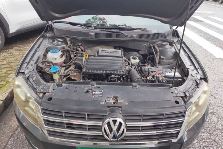 Used Volkswagen Lavida 2013 Restyled Classic 1.6L Automatic Comfort Edition Engine Bay