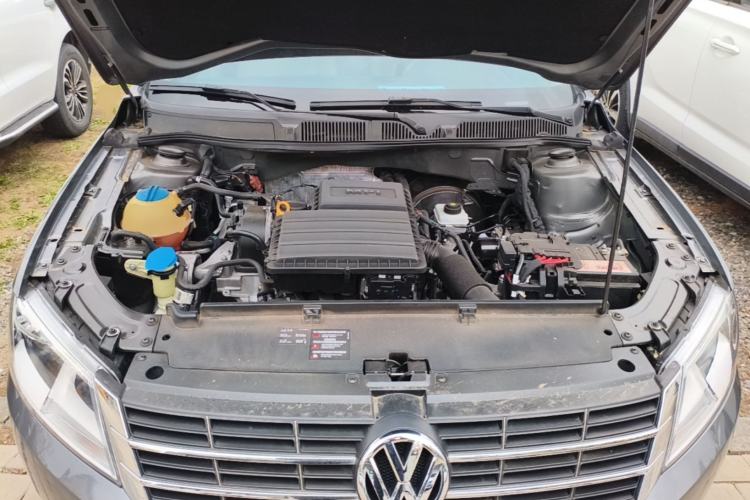 Used Volkswagen Lavida 2013 Restyled Classic 1.6L Automatic Comfort Edition Engine Bay