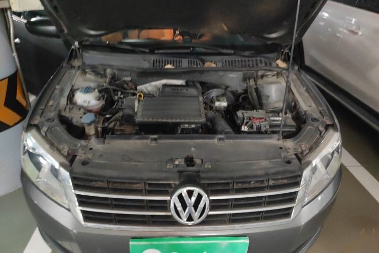 Used Volkswagen Lavida 2013 Revised Classic 1.6L Automatic Fashion Edition Engine Bay