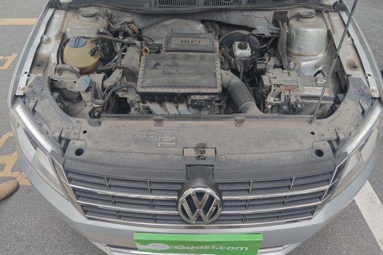 Used Volkswagen Lavida 2013 Restyled Classic 1.6L Manual Comfort Edition Engine Bay