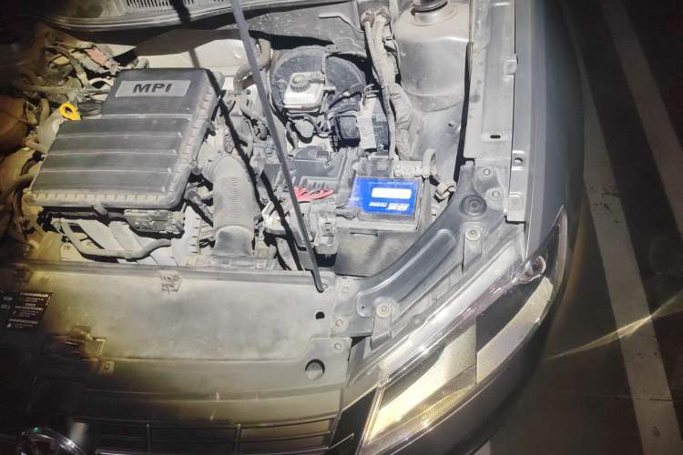 Used Volkswagen Lavida 2013 Restyled Classic 1.6L Automatic Comfort Edition Engine Bay Left