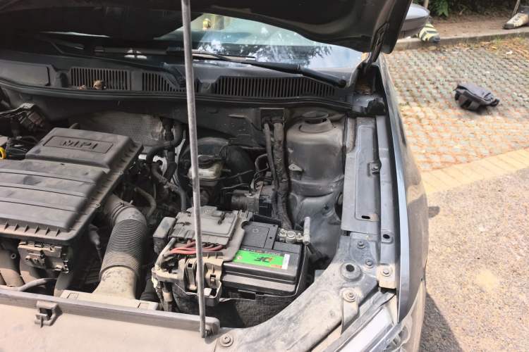 Used Volkswagen Lavida 2013 Restyled Classic 1.6L Automatic Comfort Edition Engine Bay Left