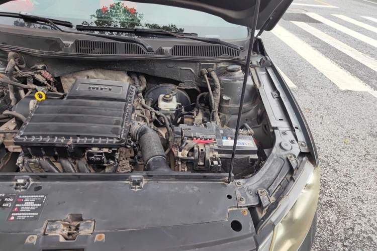 Used Volkswagen Lavida 2013 Restyled Classic 1.6L Automatic Comfort Edition Engine Bay Left