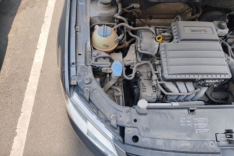 Used Volkswagen Lavida 2013 Restyled Classic 1.6L Automatic Comfort Edition Engine Bay Right