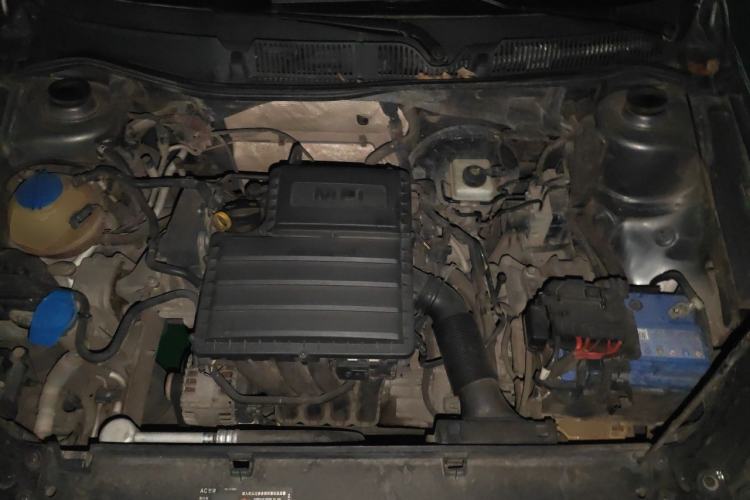 Used Volkswagen Lavida 2013 Restyled Classic 1.6L Automatic Comfort Edition Engine Bay