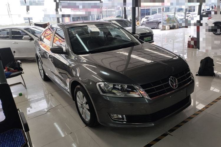 Used Volkswagen Lavida 2013 Restyled Classic 1.6L Automatic Comfort Edition Exterior 1