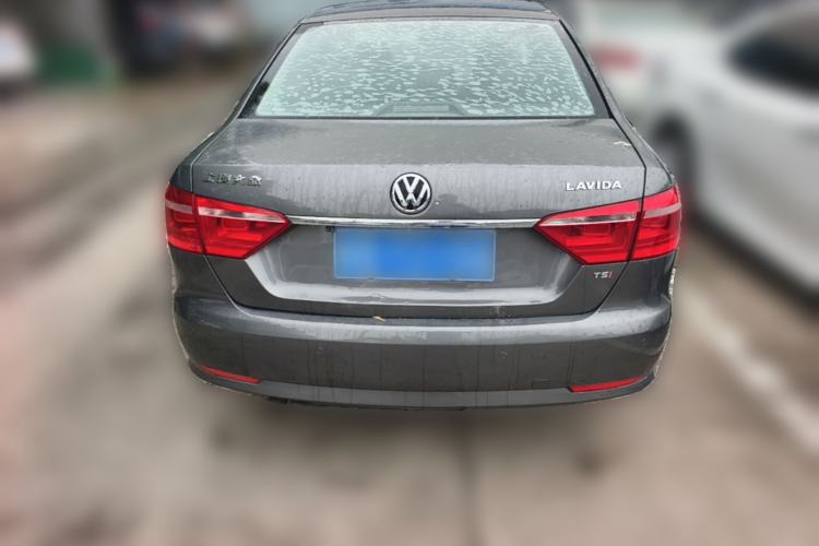 Used Volkswagen Lavida 2013 Revised Version 1.4 TSI DSG Comfort Edition Exterior 4