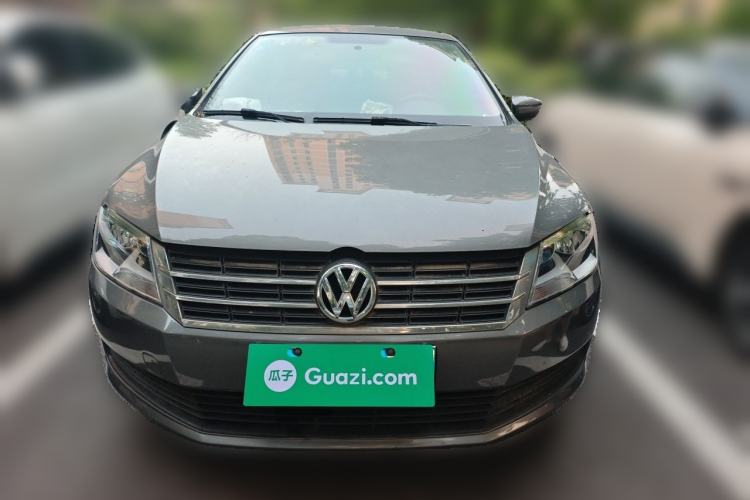 Used Volkswagen Lavida 2013 Revised Classic 1.6L Manual Fashion Edition Front