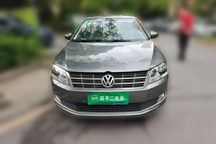 Used Volkswagen Lavida 2013 1.6L Automatic Comfort Edition Front