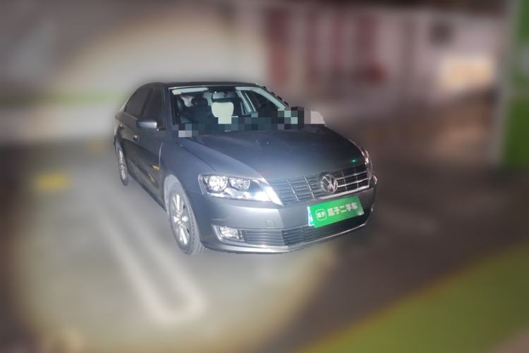 Used Volkswagen Lavida 2013 Restyled Classic 1.6L Automatic Comfort Edition Front Right 45 Deg