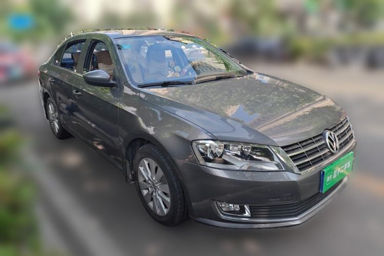 Used Volkswagen Lavida 2013 Restyled Classic 1.6L Automatic Comfort Edition Front Right 45 Deg