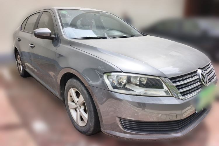 Used Volkswagen Lavida 2013 Revised Classic 1.6L Manual Fashion Edition Front Right 45 Deg