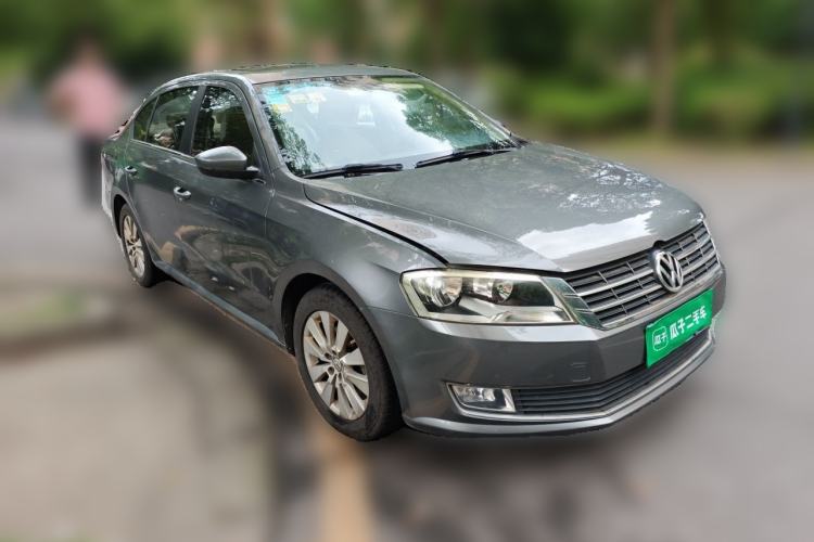 Used Volkswagen Lavida 2013 1.6L Automatic Comfort Edition Front Right 45 Deg