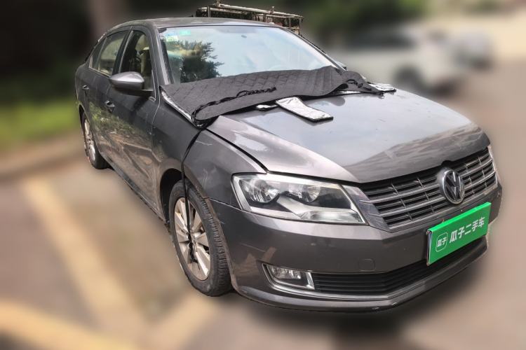 Used Volkswagen Lavida 2013 Restyled Classic 1.6L Automatic Comfort Edition Front Right 45 Deg