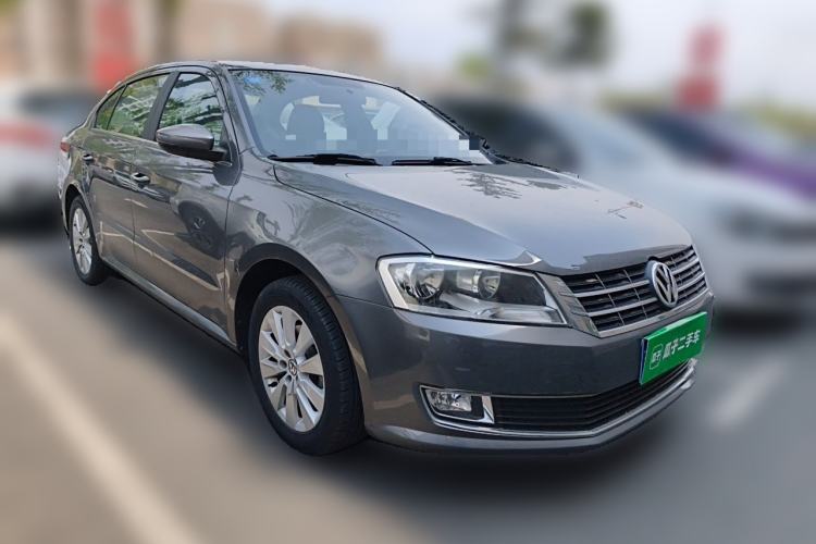 Used Volkswagen Lavida 2013 Restyled Classic 1.6L Automatic Comfort Edition Front Right 45 Deg