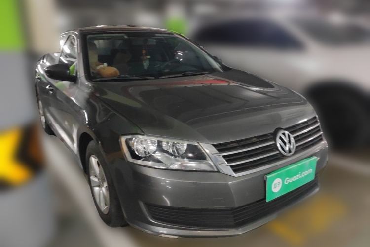 Used Volkswagen Lavida 2013 Revised Classic 1.6L Automatic Fashion Edition Front Right 45 Deg
