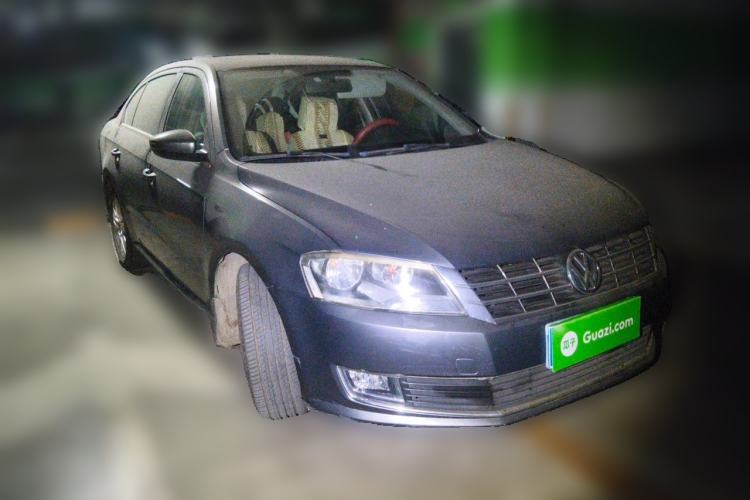 Used Volkswagen Lavida 2013 1.6L Manual Comfort Edition Front Right 45 Deg