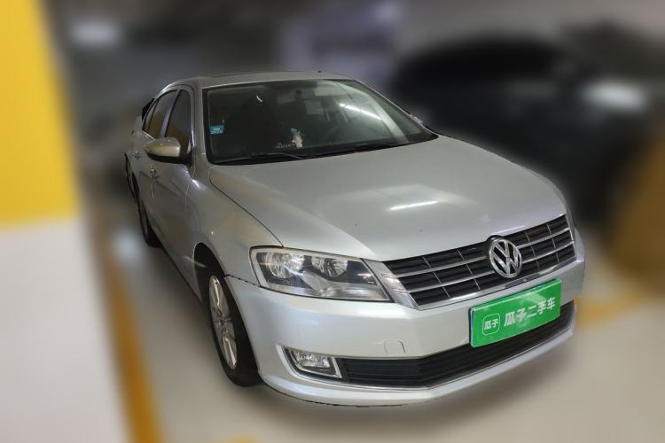 Used Volkswagen Lavida 2013 Revised Version 1.4 TSI DSG Comfort Edition Front Right 45 Deg