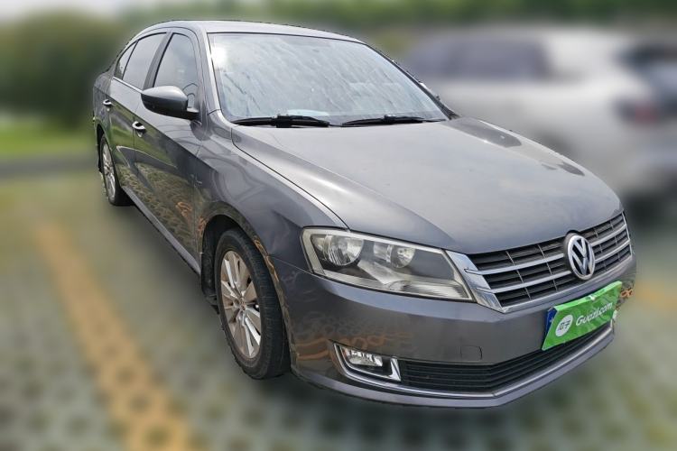 Used Volkswagen Lavida 2013 1.6L Manual Comfort Edition Front Right 45 Deg
