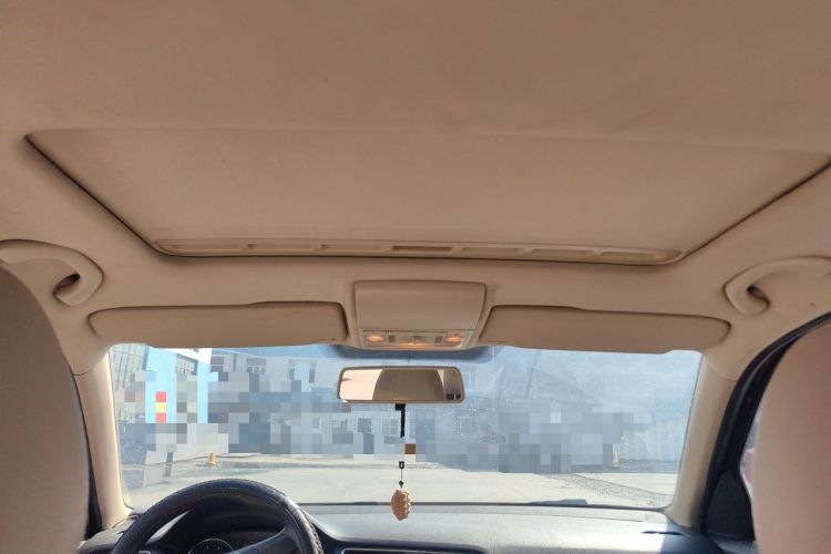 Used Volkswagen Lavida 2013 1.6L Automatic Comfort Edition Headliner