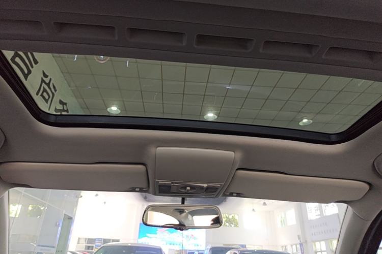 Used Volkswagen Lavida 2013 Revised Version 1.4 TSI DSG Luxury Edition Headliner