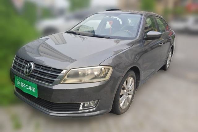 Used Volkswagen Lavida 2013 1.6L Manual Comfort Edition