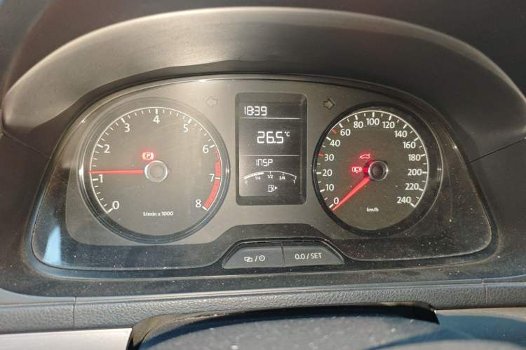 Used Volkswagen Lavida 2013 Revised Classic 1.6L Manual Fashion Edition Instrument Cluster
