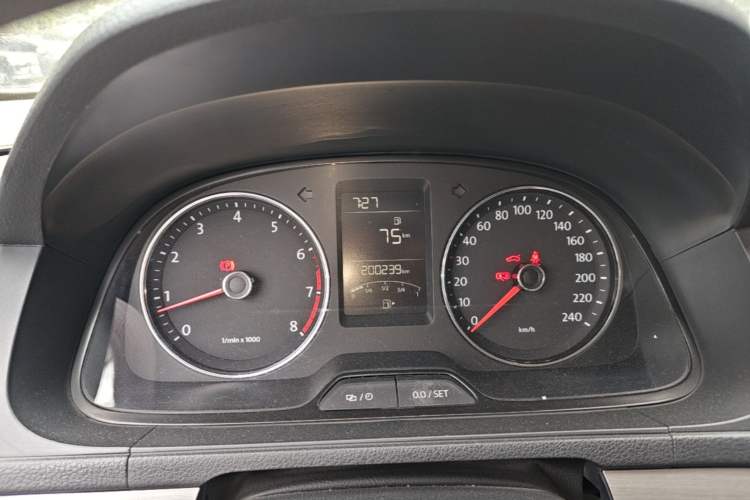 Used Volkswagen Lavida 2013 Restyled Classic 1.6L Manual Comfort Edition Instrument Cluster