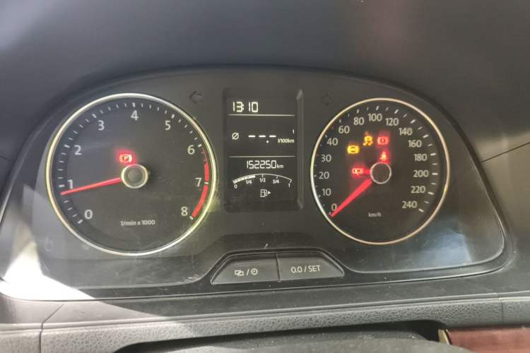 Used Volkswagen Lavida 2013 Restyled Classic 1.6L Manual Comfort Edition Instrument Cluster