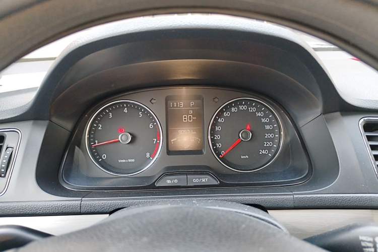 Used Volkswagen Lavida 2013 Restyled Classic 1.6L Automatic Comfort Edition Instrument Cluster