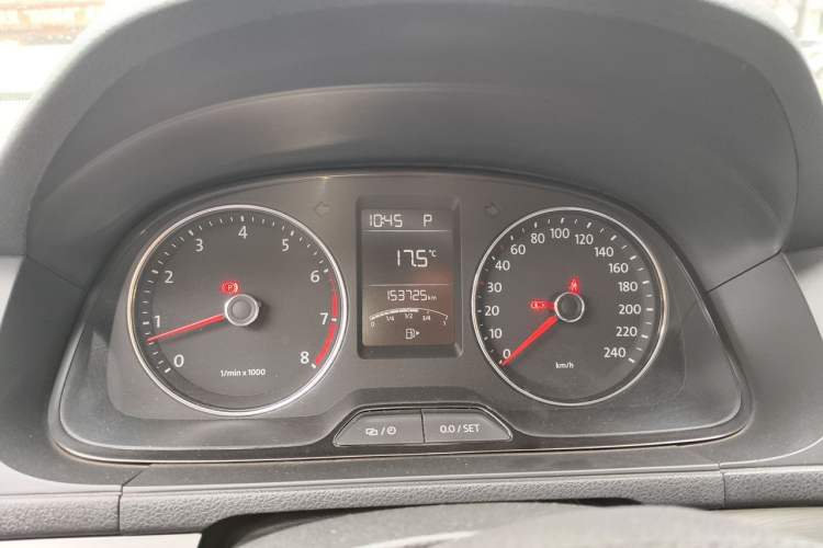 Used Volkswagen Lavida 2013 Revised Version 1.4 TSI DSG Comfort Edition Instrument Cluster